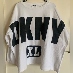 Vintage DKNY Spellout Boxy Pullover 🖤